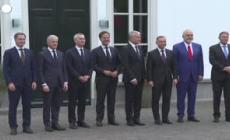 Stoltenberg: "Nato pronta a difendersi contro Mosca o Minsk"