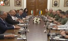 Zelensky in Bulgaria, l'incontro con il presidente Radev a Sofia