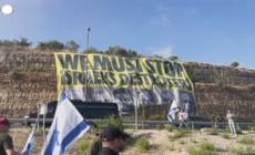 Israele, riforma giudiziaria: oppositori bloccano strada per Gerusalemme