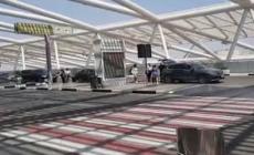 Zaki all'aeroporto del Cairo: Grazie a governo italiano, ho apprezzato tutto". E' in viaggio per l'Italia - Video