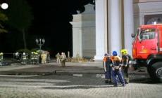 Pioggia di razzi russi su odessa, colpita anche la cattedrale ortodossa