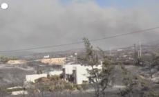 La Grecia brucia, il fuoco avanza da Rodi a Corfu'