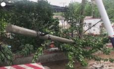 Maltempo in Cina, gravi danni e disagi nei quartieri di Pechino colpiti dal nubifragio