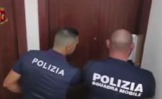 Blitz della polizia a Cagliari, sequestrata casa a luci rosse