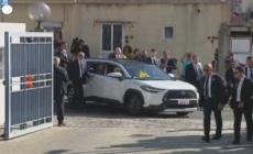 Lisbona, il Papa visita un centro parrocchiale