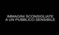 In un video un uomo precipita da ex hotel dove viveva Kata
