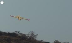 Incendi boschivi in Marocco, Canadair in azione nella foresta di Rmilat a Tangeri
