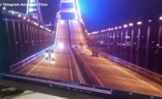 Incendio sul ponte fra Crimea e Russia, Putin ordina un'inchiesta