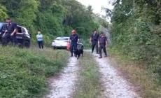 Uccide padre e amico, trovato nel bosco vicino a una chiesetta