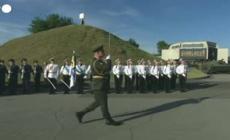 Ucraina, Zelensky alla cerimonia per la Giornata nazionale della bandiera