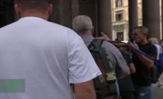 Roma, abitanti di Scampia occupano il Pantheon: "Tolti i fondi del Pnrr"