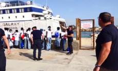 Migranti, cresce l'inedito asse Meloni-Macron