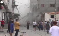 Moschea rasa al suolo da un attacco aereo israeliano su Gaza