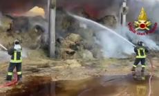 Incendio nel Milanese, in fiamme un casolare a Robecco sul Naviglio