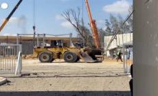 Gaza, i preparativi al valico di Rafah per l'arrivo degli aiuti umanitari