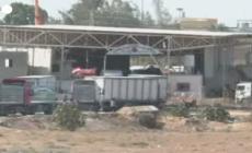 Valico di Rafah, passano i primi camion con gli aiuti umanitari