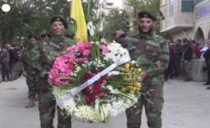 Libano, corteo funebre di Hezbollah per i combattenti uccisi da Israele