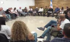 Israele, il ministro della Difesa incontra le famiglie degli ostaggi di Hamas