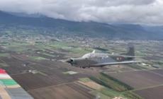 Umbria, a scuola di volo con l'Aeronautica: il fascino di Assisi dall'alto
