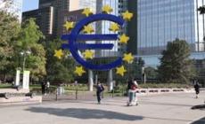 Abi: crescono i tassi sui mutui e i prestiti sono in calo