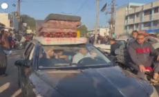 Gaza, la speranza degli sfollati: "Stiamo tornando nelle nostre case"