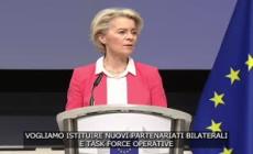Migranti, von der Leyen: "Un'alleanza globale per combattere i trafficanti"