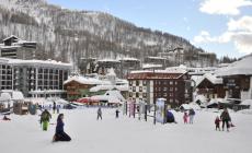 Sindaco e presidente della Regione: " Avviato l'iter per ritornare al vecchio nome di Cervinia". Il ministro; "Ripensateci"