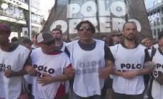 Proteste in Argentina contro il mega-decreto del presidente Milei