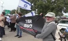 Israele, manifestanti vicino al confine per bloccare gli aiuti diretti a Gaza