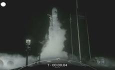 Spazio, lanciato il razzo Falcon Heavy di SpaceX con a bordo il misterioso drone X-37B
