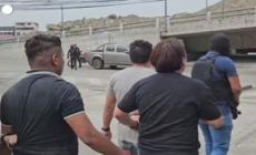 Ecuador, l'intervento della polizia dopo l'irruzione alla tv pubblica