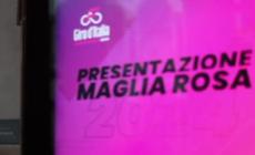 Giro, presentata a Milano la maglia rosa 2024