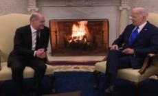 "Biden troppo anziano", un sondaggio gela il presidente