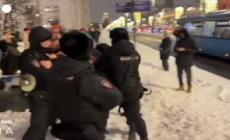 Navalny, la polizia russa arresta oltre 200 manifestanti