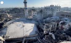 Gaza, distrutta in un attacco aereo la moschea al-Faruq di Rafah