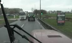 Francia, nel nord del Paese gli agricoltori continuano loro protesta