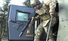 Ucraina, un funzionario sostenuto da Mosca cammina per Avdiivka catturata