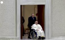 Papa Francesco: "Sono ancora un po' raffreddato"