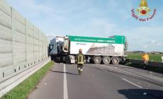 Scontro fra auto e camion: due morti nel Padovano