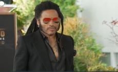 Lenny Kravitz scopre la stella della Walk of Fame di Hollywood