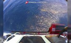 Due migranti evacuati dalla Ocean Viking grazie alla Guardia costiera