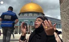Gerusalemme, i musulmani nella moschea di Al-Aqsa per il primo venerdi' del Ramadan