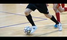 Gli cade addosso la porta da calcio: a Sassari bimbo di 9 anni muore al campetto