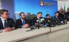 Puglia, Conte: "Rimettiamo tutte le deleghe in Giunta"