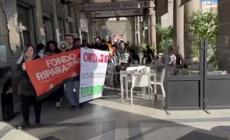 Cagliari, Fridays for future in corteo: "Il petrolio non si beve"