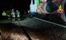 Brescia, treno travolge un'auto. Morta una donna
