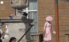 Regno Unito, prima festa in giardino dell'anno per Carlo e Camilla