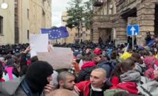 Georgia, protesta davanti al Parlamento contro la "legge russa"