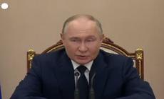 Putin:  "In Ucraina avanziamo su tutto il fronte"