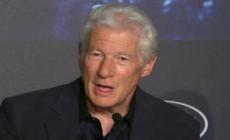 Cannes, Richard Gere: "Gli artisti possono aiutare il mondo a salvaguardarsi"